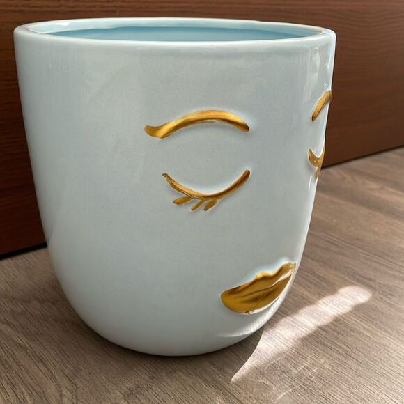 Blue Face Planter with Gold Accents 6inches - Picture 3 of 9